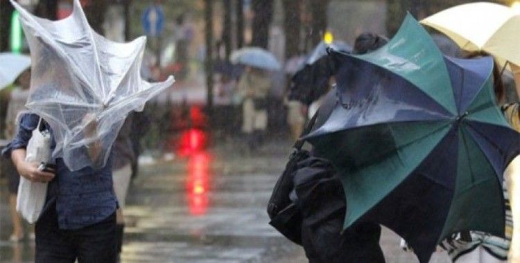 Marmara ve İzmir'de kuvvetli yağış uyarısı