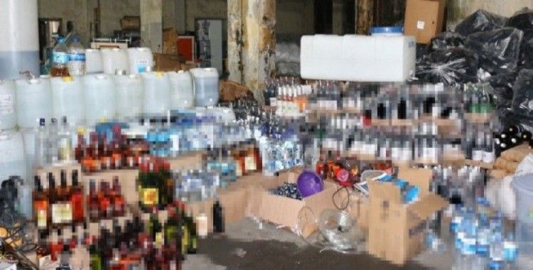 ​İstanbul'da yılbaşı öncesi sahte ve kaçak içki operasyonu