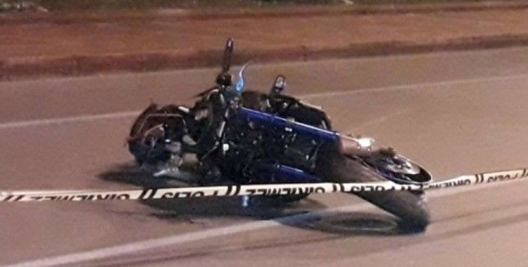 Motosikletli genç kazada hayatını kaybetti