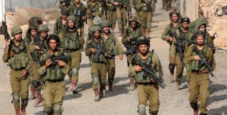 İşgalci İsrail Kudüs'te 10 Filistinliyi gözaltına aldı 