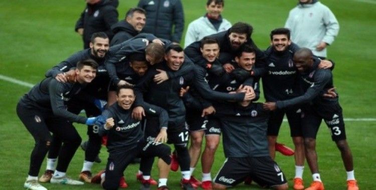 Beşiktaş'ta hazırlıklar devam ediyor 