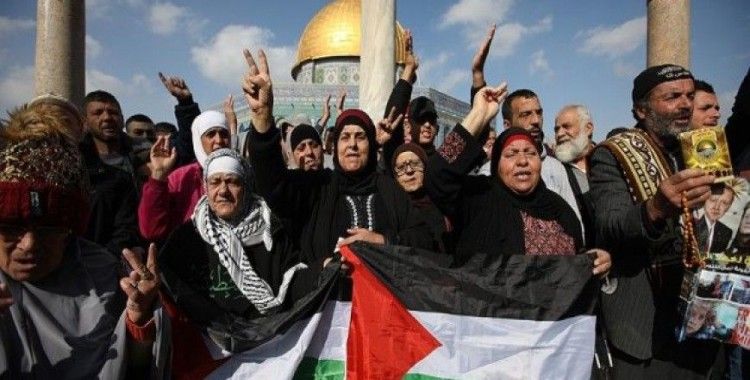 Mescid-i Aksa'da ABD'nin Kudüs kararı protesto edildi