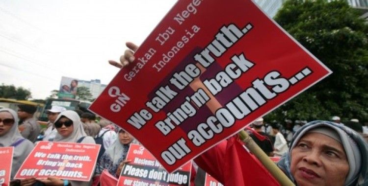 Endonezya'da Facebook protestosu