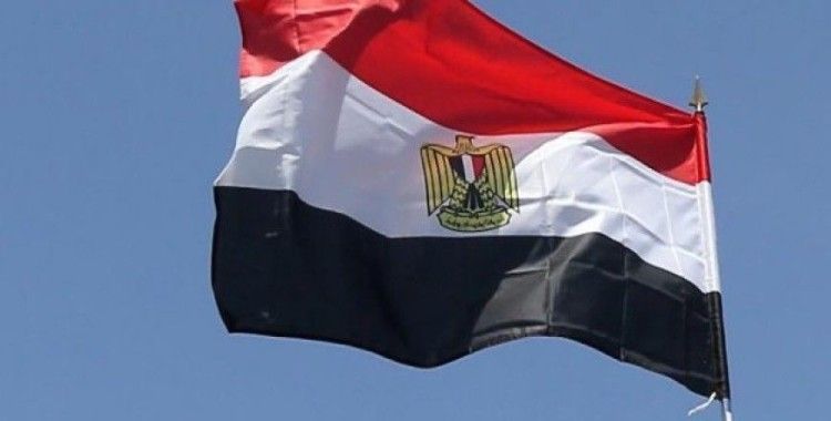Mısır'da cumhurbaşkanlığına aday olan Anan hakkında soruşturma