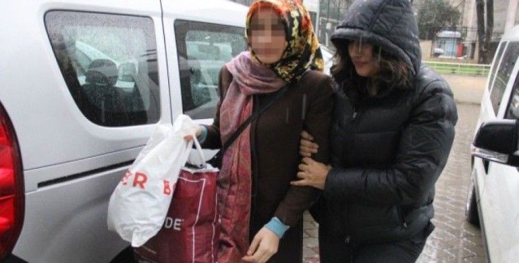 Fetö'den gözaltına alınan kadın adliyeye sevk edildi
