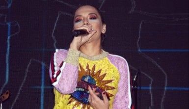 Demet Akalın neden kayak yapmıyor ?