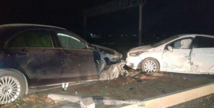 ​AK Parti MKYK Üyesi Alkış trafik kazası geçirdi