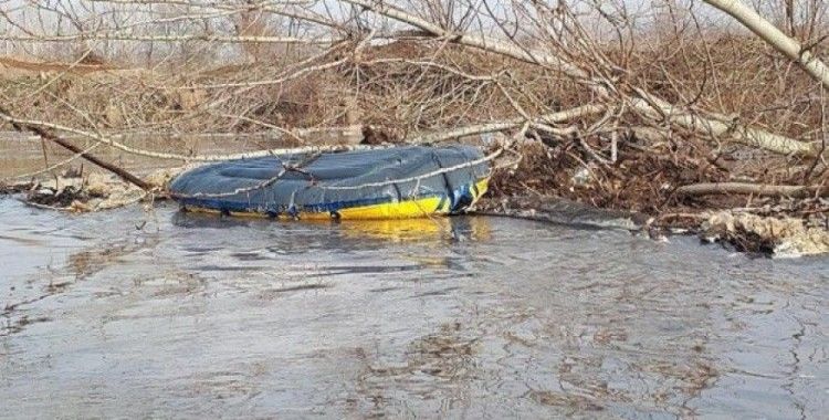 Kaçakları taşıyan bot Meriç Nehri'nde alabora oldu