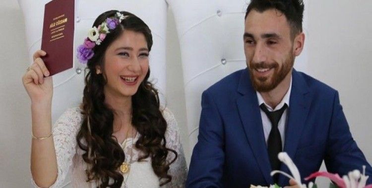 Antalya'da ilk müftü nikahı 'Sevgililer Günü'nde kıyıldı