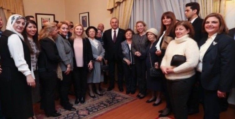 Çavuşoğlu, Amman’da Türk vatandaşlarıyla buluştu 