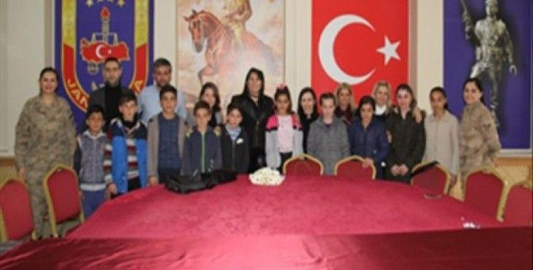 Emekli askerlerden Diyarbakır'da eğitime destek