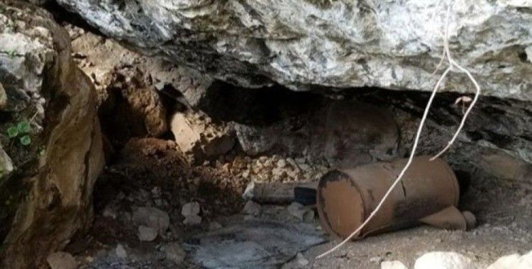 Silopi'de 4 mağara ve 3 barınak imha edildi