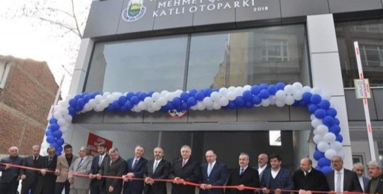 Mehmet Çıracı Katlı Otoparkı hizmete açıldı