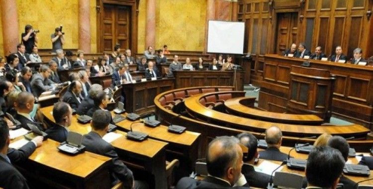 Sırbistan Meclisinden 'soykırım' tasarısına ret