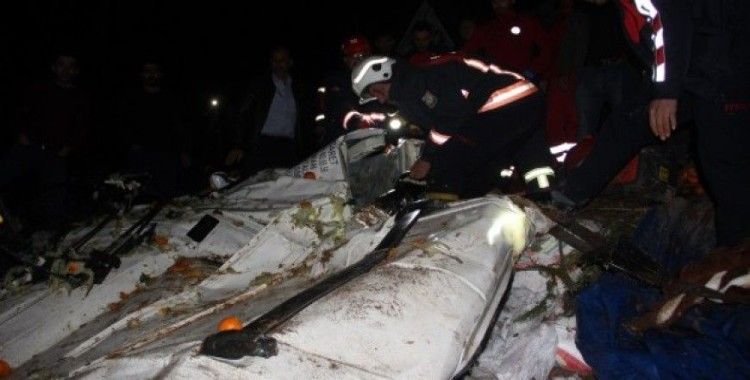 Şanlıurfa'da feci kaza, 2 ölü, 1 yaralı