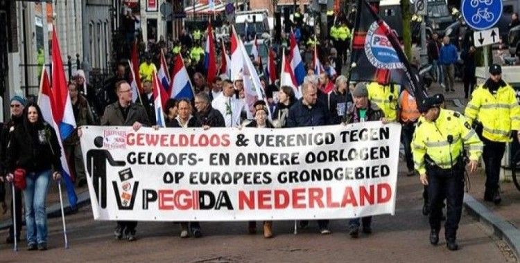 ​Amsterdam'da ırkçı Pegida yürüyüş düzenledi