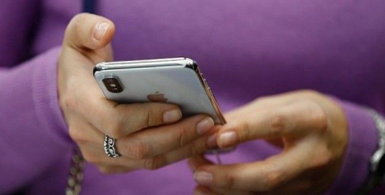 Apple İran'dan AppStore'a girişi engelledi