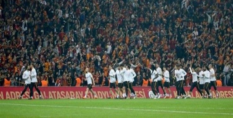 ​Galatasaray'a derbi öncesi taraftar desteği