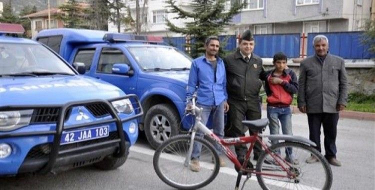 ​Kayıp çocuk bisikletiyle Akşehir'den Şanlıurfa'ya giderken bulundu