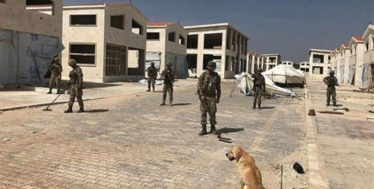 ​Afrin'de tuzaklanan patlayıcılar imha ediliyor