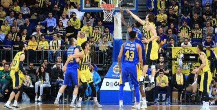 Fenerbahçe Doğuş, Sırbistan deplasmanında