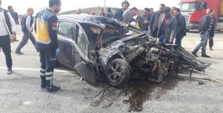 Uşak'ta trafik kazası, 1 ölü
