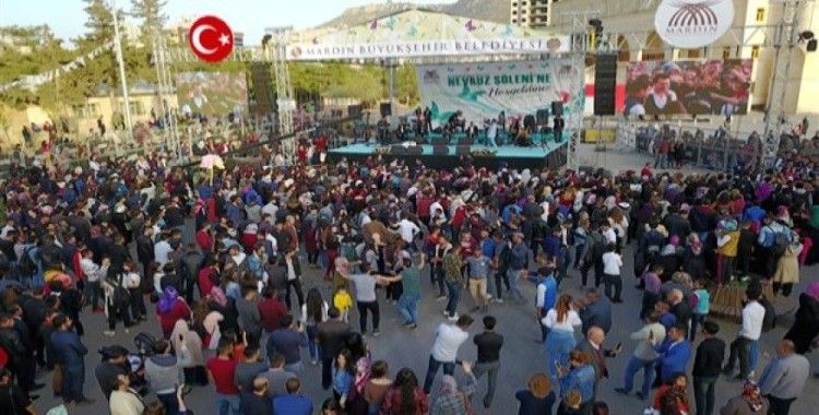 Mardinli vatandaşlar Nevruz'u konserlerle kutladılar
