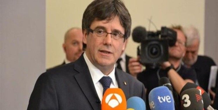 İspanya 25 ayrılıkçı Katalan siyasetçiyi yargılayacak