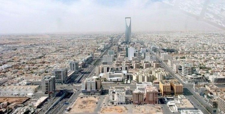 Suudi Arabistan ilkleri yaşamaya devam ediyor