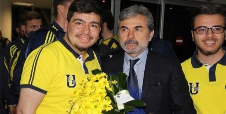 Fenerbahçe'ye Sivas'ta coşkulu karşılama
