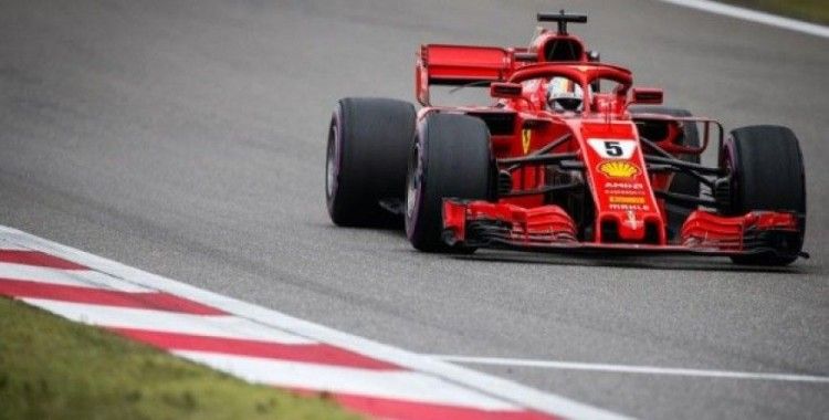 Çin'de pole pozisyonu Vettel'in