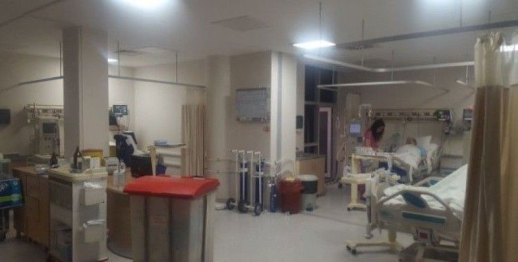 Akhisar Devlet Hastanesinde 3. seviye yoğun bakım hizmeti başladı