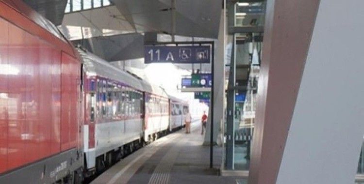 Avusturya'da tren kazası, 40 yaralı