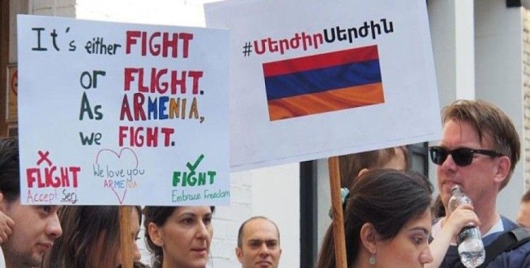 Ermenistan'da Sarkisyan karşıtı gösteriler sürüyor
