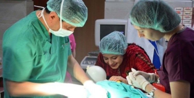 'Yarım sünnet' hastalığı 300 erkek bebekten birinde görülüyor