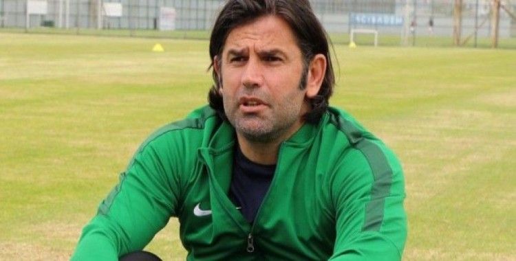 Çaykur Rizespor, İbrahim Üzülmez ile sözleşme yeniledi