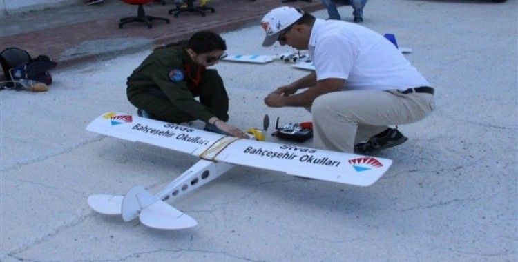 Öğrenciler İnsansız Hava Aracı yaptı