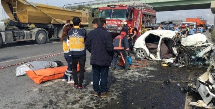 Arnavutköy Habibler yolunda feci kaza, 3 ölü