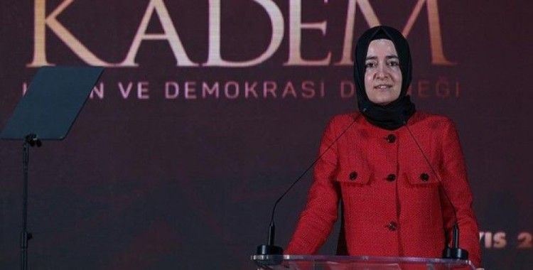 Türk kadını bu ülkenin geleceğini kimselere vermemiştir