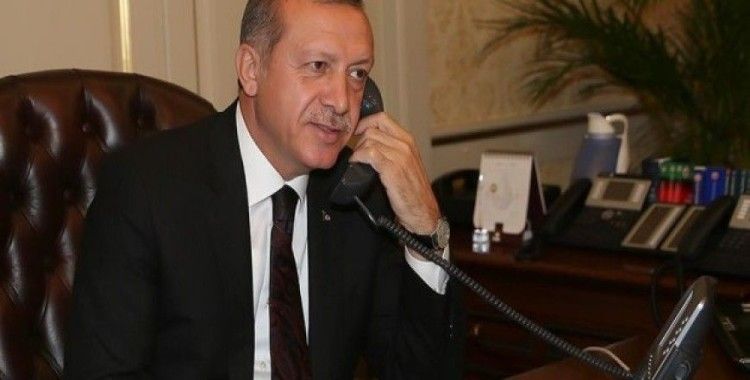 Cumhurbaşkanı Erdoğan, Galatasaray Başkanı Cengiz'i tebrik etti