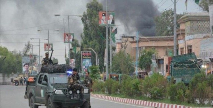 Afganistan'da bombalı saldırı, 5 ölü, 26 yaralı
