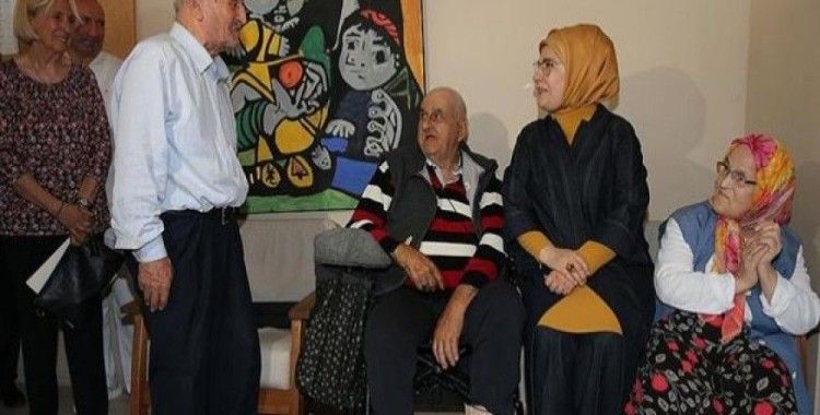 Emine Erdoğan'dan huzurevi ziyareti