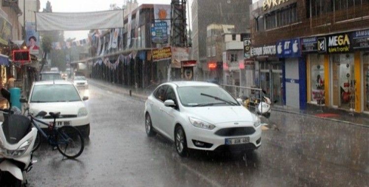 Kilis'te sağanak yağmur etkili oldu