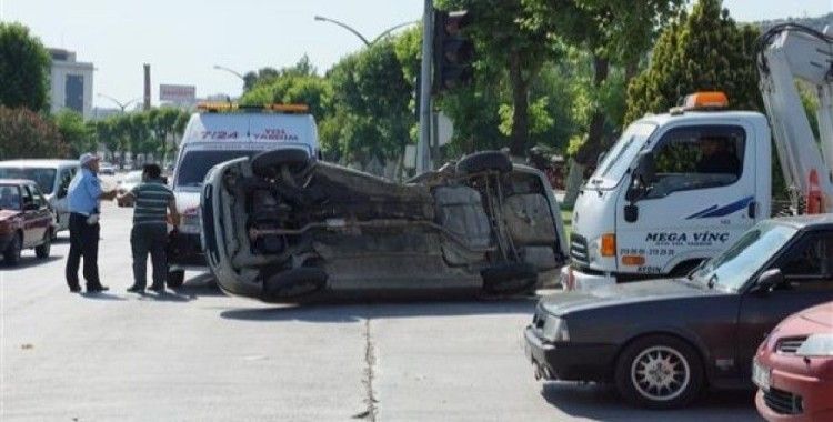 ​Aydın'da trafik kazası; 3 yaralı