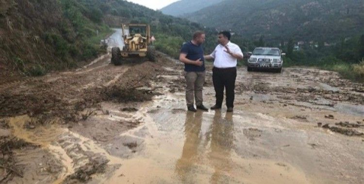Başkan Kılınç, selin kapattığı yollara ilk müdahaleyi yaptı 
