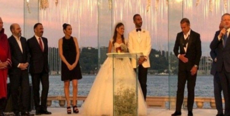 Volkan Babacan, ünlü haber spikeri Hilal Özdemir ile evlendi