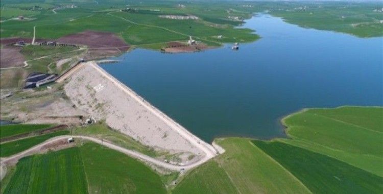 Diyarbakır'da yapılan iki baraj ile 158 bin dekar arazi suya kavuşacak