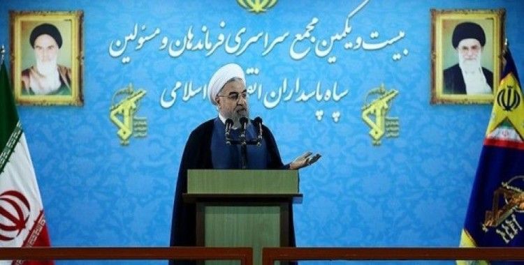 Cumhurbaşkanı Ruhani başarısızlıkla suçlanıyor