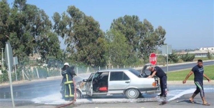 ​Manavgat’ta otomobil yangını
