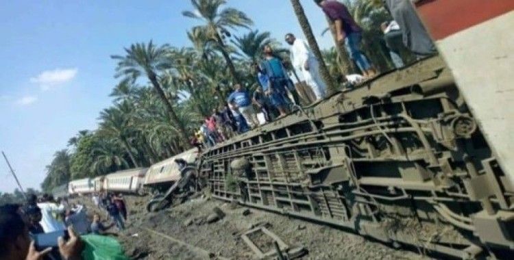 ​Mısır'da tren devrildi, 34 yaralı